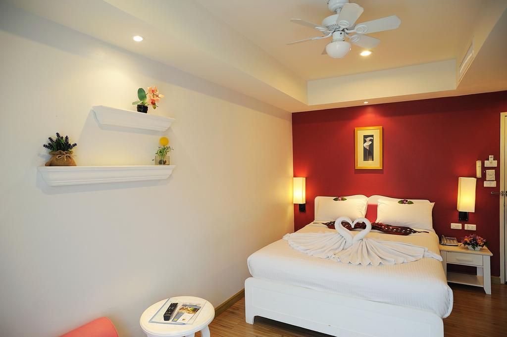 The Beach Boutique House Kata Beach  Esterno foto